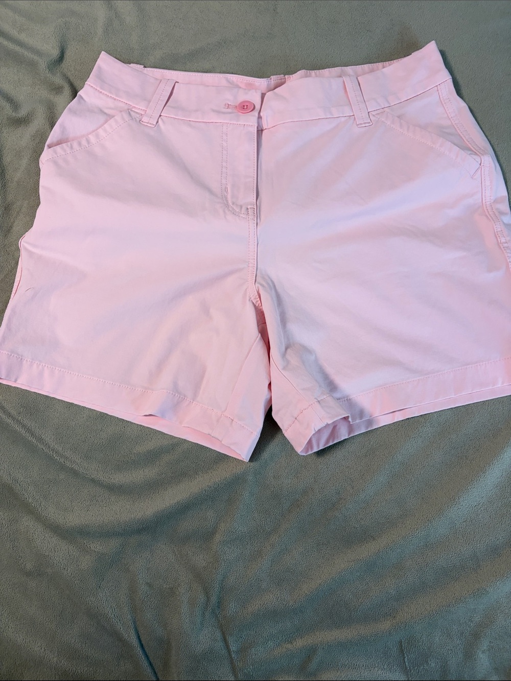 Vineyard Vines Light Pink Women's Stretch Shorts